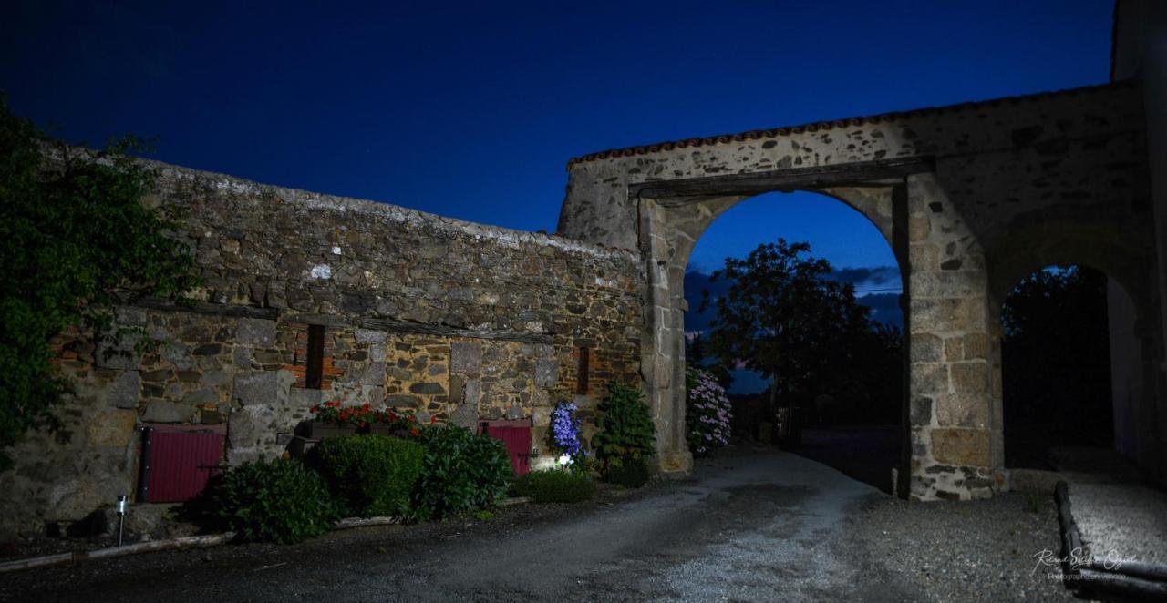 Domaine De La Courillere Le Boupère Exterior foto