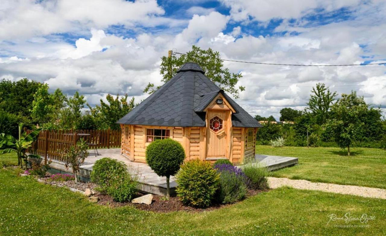 Domaine De La Courillere Le Boupère Exterior foto